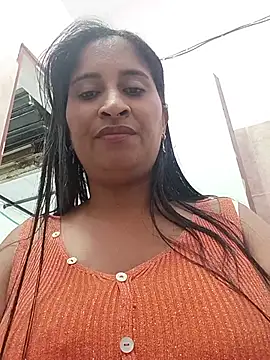 Snapshot of SofiaMendez1_ chatting on June 9, 2026, 2:29 pm SofiaMendez1 online show from June 9, 2026, 2:29 pm