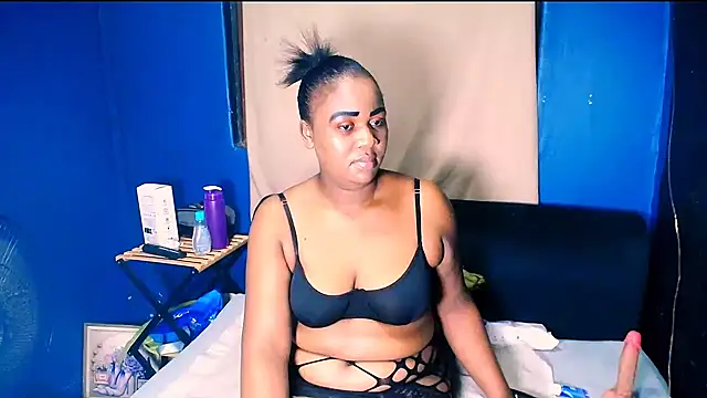 Snapshot of Ebonyskye69 chatting on June 12, 2026, 3:21 pm Ebonyskye69 online show from June 12, 2026, 3:21 pm