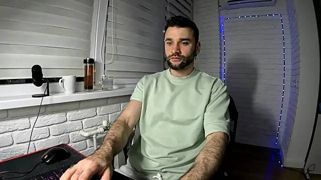 Snapshot of DaddySlava chatting on April 17, 2026, 6:55 pm DaddySlava online show from April 17, 2026, 6:55 pm
