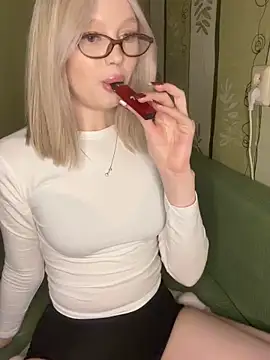 Velunari  online show from April 18, 2026, 12:51 pm