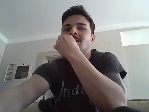 Snapshot of Hayat2Bilet chatting on April 11, 2026, 11:25 am Hayat2Bilet online show from April 11, 2026, 11:25 am