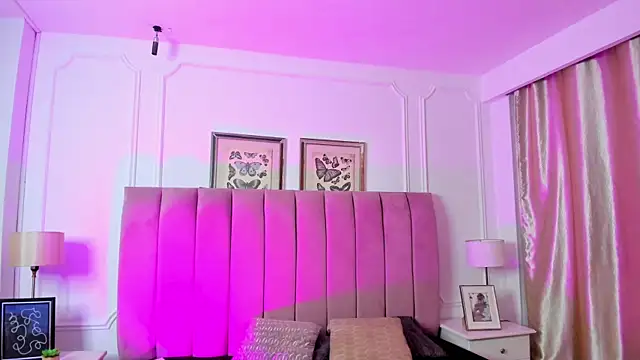 Alexa fox669 online show from June 16, 2026, 1:11 pm