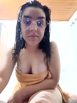 nellyanoni online show from April 8, 2026, 11:17 pm