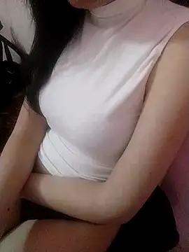 Snapshot of Laila_Elmalbn chatting on July 27, 2026, 6:20 am Laila Elmalbn online show from July 27, 2026, 6:20 am