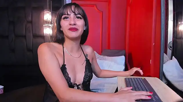 Snapshot of Alicecoule_ chatting on April 14, 2026, 11:59 am Alicecoule online show from April 14, 2026, 11:59 am