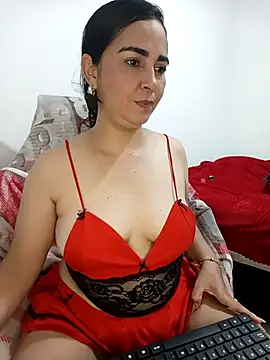 Snapshot of Emily_Divi69 chatting on April 29, 2026, 2:49 am Emily Divi69 online show from April 29, 2026, 2:49 am