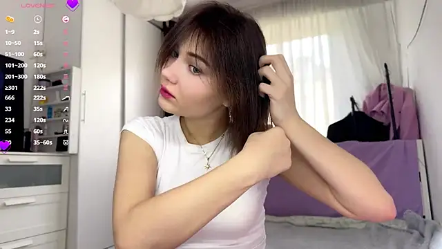 Snapshot of Cute_Capricee chatting on May 9, 2026, 9:34 am Cute Capricee online show from May 9, 2026, 9:34 am