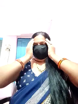 PINKI 024 online show from April 24, 2026, 5:42 am