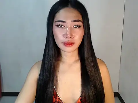Snapshot of urasiankylie chatting on April 21, 2026, 4:57 pm urasiankylie online show from April 21, 2026, 4:57 pm