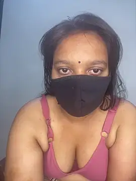 Monika 6999 online show from May 2, 2026, 6:57 pm
