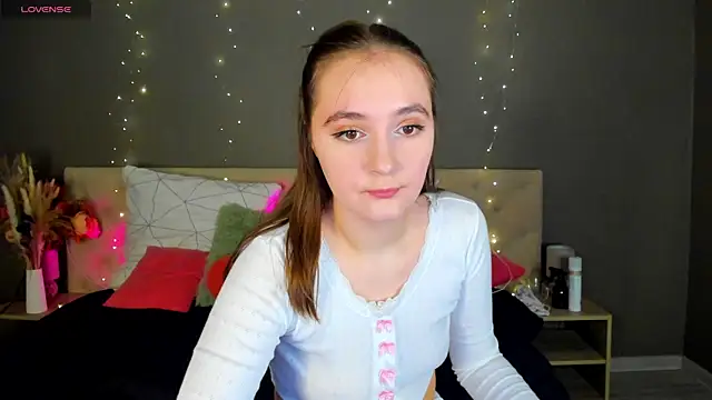 Snapshot of Amy-Desiree chatting on April 18, 2026, 1:08 am Amy-Desiree online show from April 18, 2026, 1:08 am