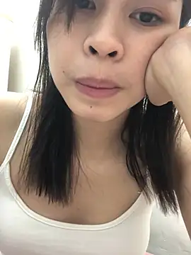 Snapshot of Yenlisu3Zie chatting on May 14, 2026, 1:52 pm Yenlisu3Zie online show from May 14, 2026, 1:52 pm
