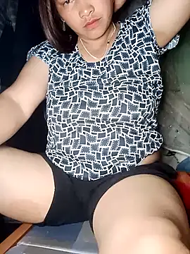 MayLoveAngel online show from April 3, 2026, 6:09 am