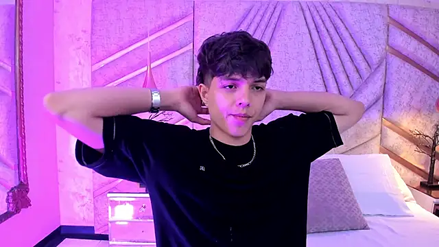 DamiaanXx online show from April 19, 2026, 1:23 pm