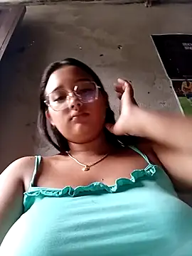 Snapshot of naughty_girl_hot_ chatting on April 22, 2026, 12:12 pm naughty girl hot online show from April 22, 2026, 12:12 pm