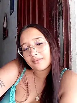 Snapshot of naughty_girl_hot_ chatting on April 17, 2026, 8:22 pm naughty girl hot online show from April 17, 2026, 8:22 pm