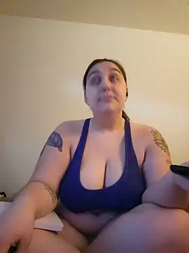 Horneysunflower420 online show from April 25, 2026, 7:44 pm