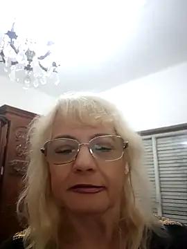 Snapshot of MatureElegantWidow chatting on May 7, 2026, 12:15 am MatureElegantWidow online show from May 7, 2026, 12:15 am
