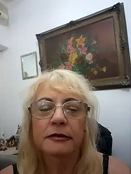 Snapshot of MatureElegantWidow chatting on April 13, 2026, 11:53 pm MatureElegantWidow online show from April 13, 2026, 11:53 pm