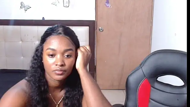 Snapshot of YANADEBAYO chatting on May 2, 2026, 1:22 am YANADEBAYO online show from May 2, 2026, 1:22 am