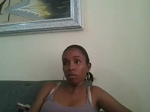 Snapshot of ZeynepLovely chatting on April 22, 2026, 8:26 pm ZeynepLovely online show from April 22, 2026, 8:26 pm