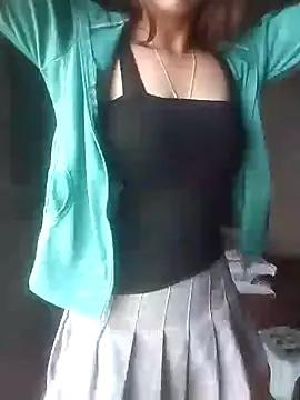 Snapshot of Zara_Lina chatting on April 3, 2026, 6:31 am Zara Lina online show from April 3, 2026, 6:31 am