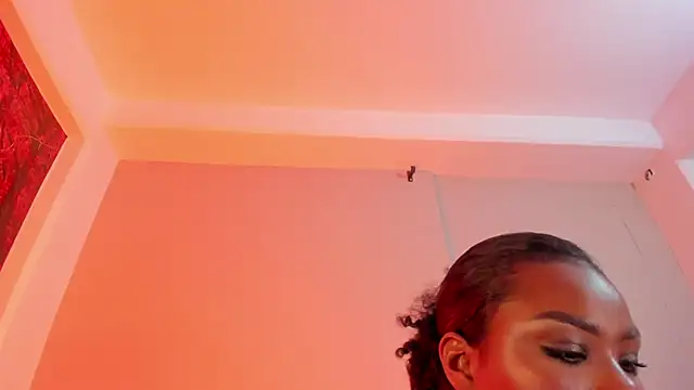 hugeboobs-ebony online show from April 13, 2026, 11:31 pm