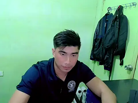 Snapshot of Hunkfireman chatting on April 28, 2026, 12:53 am Hunkfireman online show from April 28, 2026, 12:53 am