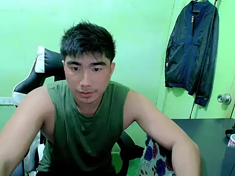 Snapshot of Hunkfireman chatting on May 22, 2026, 12:41 am Hunkfireman online show from May 22, 2026, 12:41 am