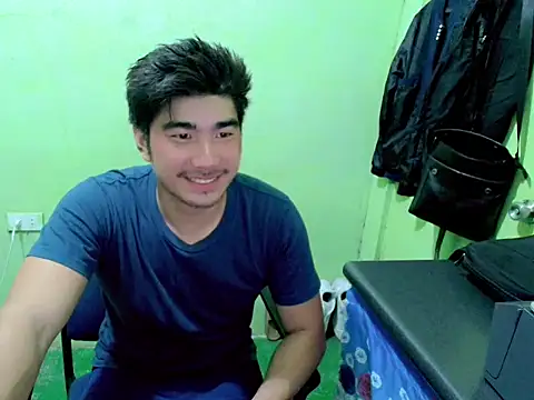 Snapshot of Hunkfireman chatting on April 19, 2026, 10:38 am Hunkfireman online show from April 19, 2026, 10:38 am