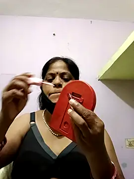 Snapshot of SEEMA_012 chatting on April 21, 2026, 5:14 am SEEMA 012 online show from April 21, 2026, 5:14 am