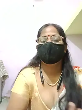 Snapshot of SEEMA_012 chatting on May 19, 2026, 4:52 am SEEMA 012 online show from May 19, 2026, 4:52 am