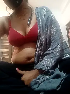 SWEETI HORNY50 online show from April 7, 2026, 10:39 am