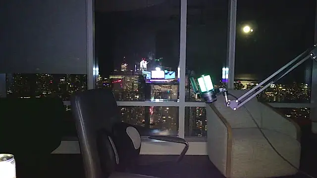 obeycarrienoona online show from June 30, 2026, 2:44 am