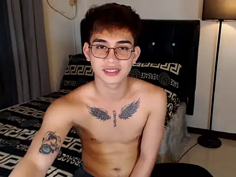 Snapshot of asianrimmerboy chatting on April 6, 2026, 10:16 am asianrimmerboy online show from April 6, 2026, 10:16 am