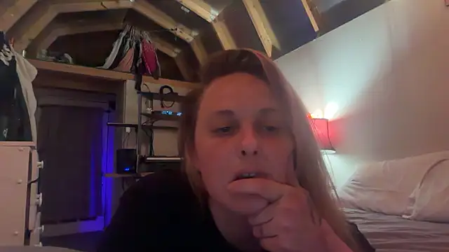 Threat24 online show from April 6, 2026, 2:07 am