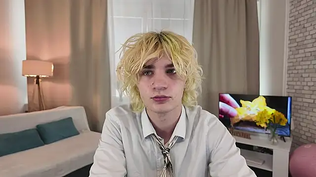 JameMilann online show from May 13, 2026, 1:07 pm