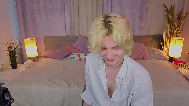 JameMilann online show from April 23, 2026, 6:20 am