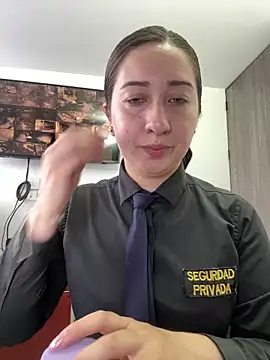 suzy-111 online show from June 9, 2026, 12:28 pm