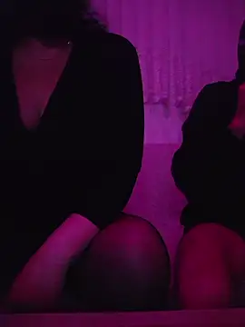 izmirlikeko online show from April 3, 2026, 8:26 pm