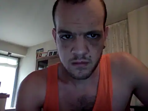 pig94pig online show from April 14, 2026, 2:44 pm