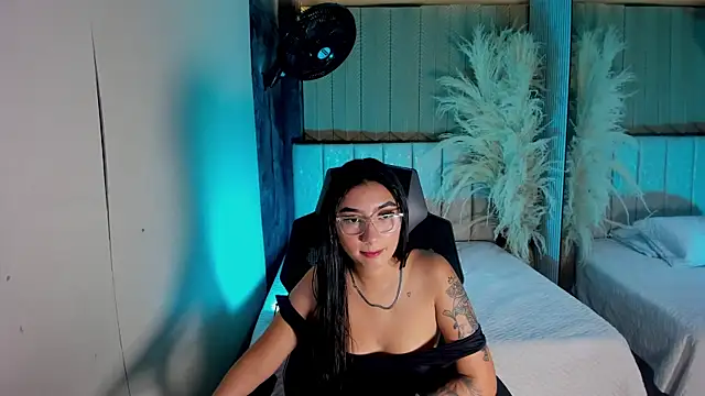 KendallMeyers online show from April 19, 2026, 4:57 am