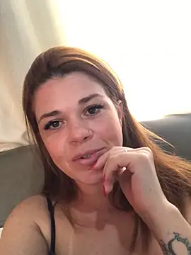 Snapshot of Ruiva_tatuada_brazil chatting on April 7, 2026, 5:04 pm Ruiva tatuada brazil online show from April 7, 2026, 5:04 pm