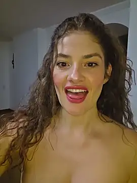 Snapshot of CelineBoyer_ chatting on May 7, 2026, 11:52 pm CelineBoyer online show from May 7, 2026, 11:52 pm