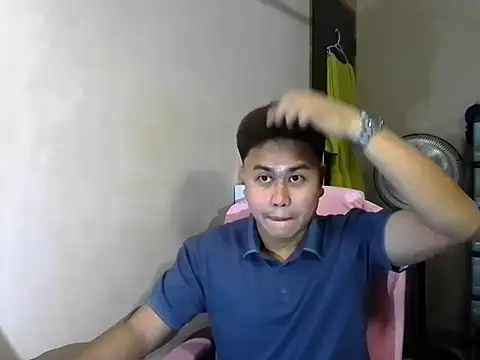 Snapshot of tipsy_butter chatting on July 22, 2026, 1:35 pm tipsy butter online show from July 22, 2026, 1:35 pm