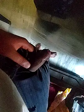 strip jerry online show from April 4, 2026, 10:11 am