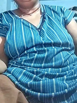Snapshot of Desi_hot_bhabhi01 chatting on July 15, 2026, 5:58 am Desi hot bhabhi01 online show from July 15, 2026, 5:58 am