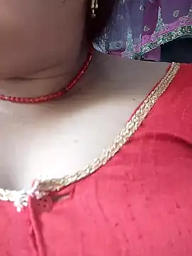 Snapshot of Desi_hot_bhabhi01 chatting on June 14, 2026, 8:15 am Desi hot bhabhi01 online show from June 14, 2026, 8:15 am