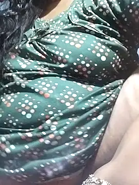 Snapshot of Desi_hot_bhabhi01 chatting on July 10, 2026, 4:34 am Desi hot bhabhi01 online show from July 10, 2026, 4:34 am