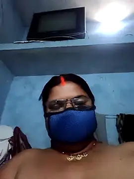 Snapshot of Desi_hot_bhabhi01 chatting on April 9, 2026, 5:42 am Desi hot bhabhi01 online show from April 9, 2026, 5:42 am